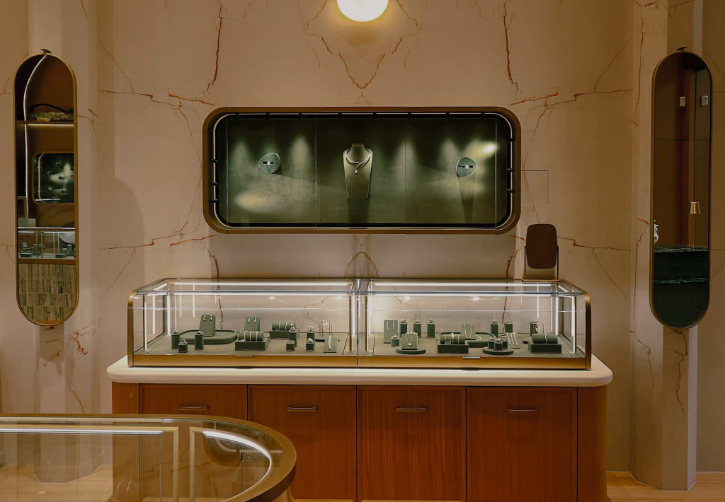 Meet Our Diamond Jewelry Specialist