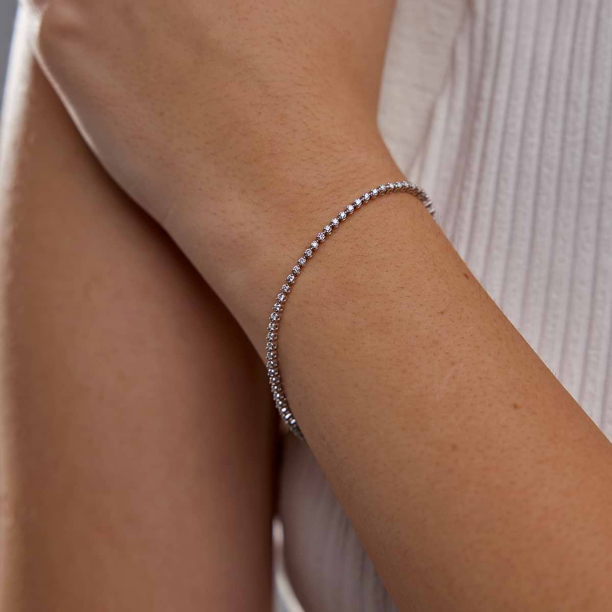 1 ctw Round Lab Grown Diamond Three-Prong Tennis Bracelet - 8 Inches