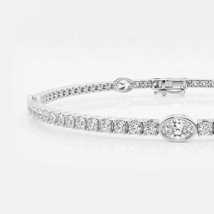 näas Empowering Oval Fashion Bracelets