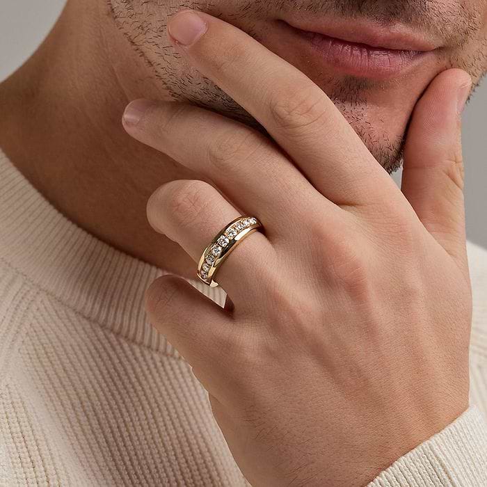 Nine Stone Round Wedding Band