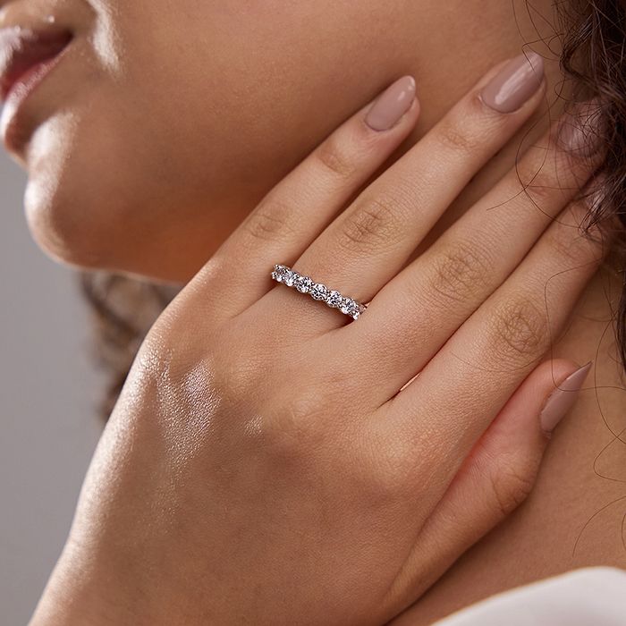 Shared Prong Round Eternity Band