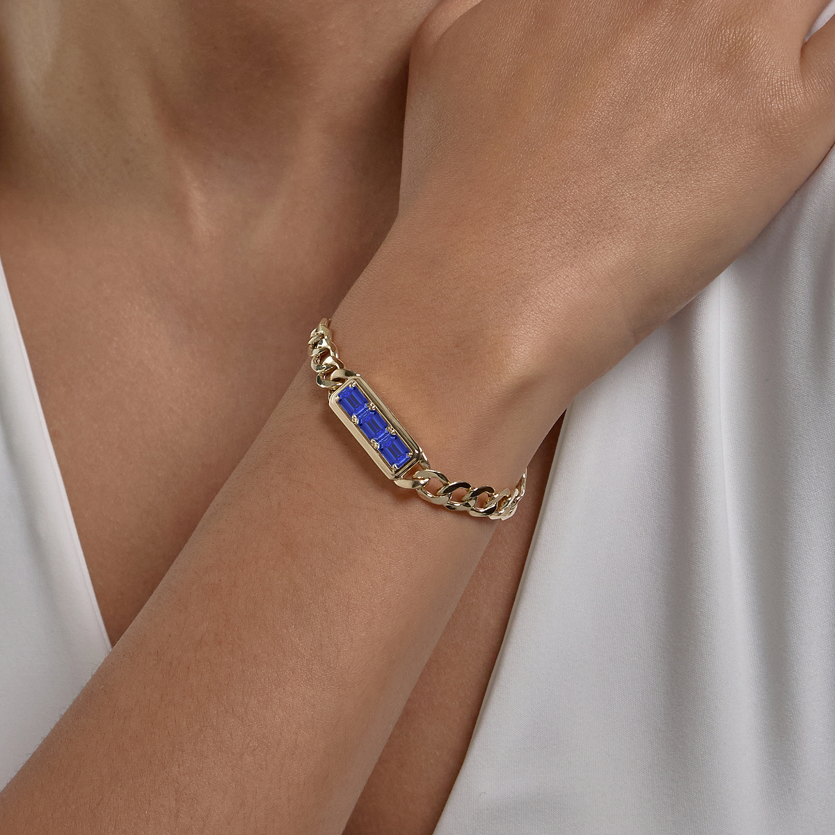 7x5 mm Emerald Cut Lab Grown Sapphire Bracelet - 7 Inches