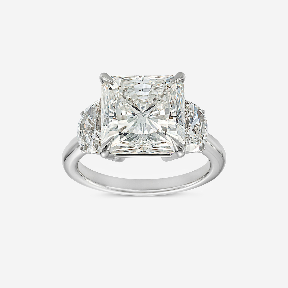 Lisbon Ring 18K White Gold, GH, VS2+