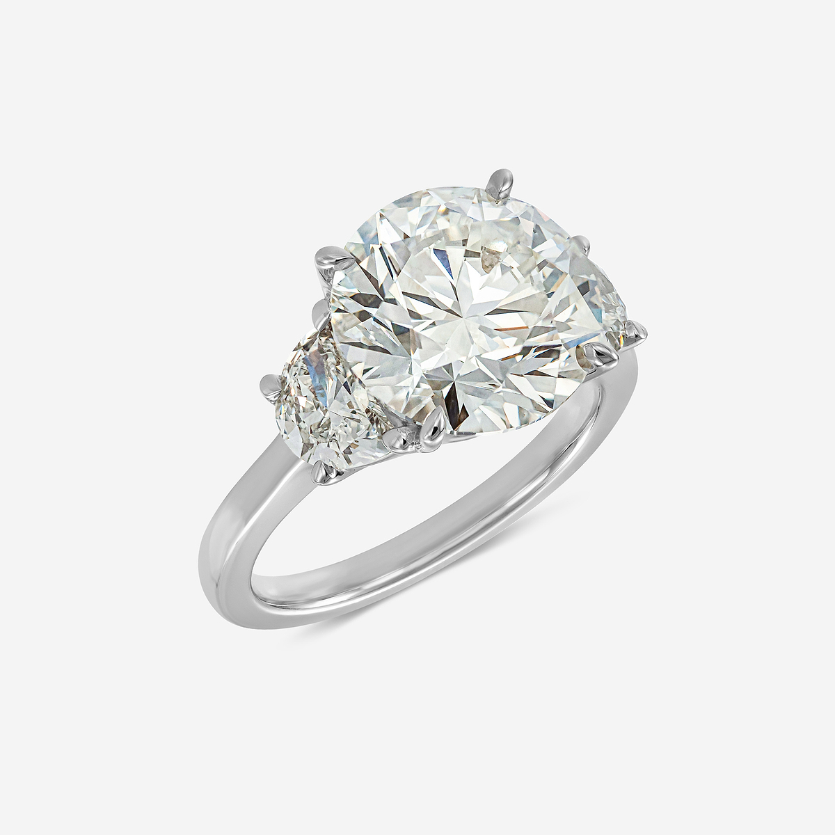 Brussels Ring 18K White Gold, EF, VS2+