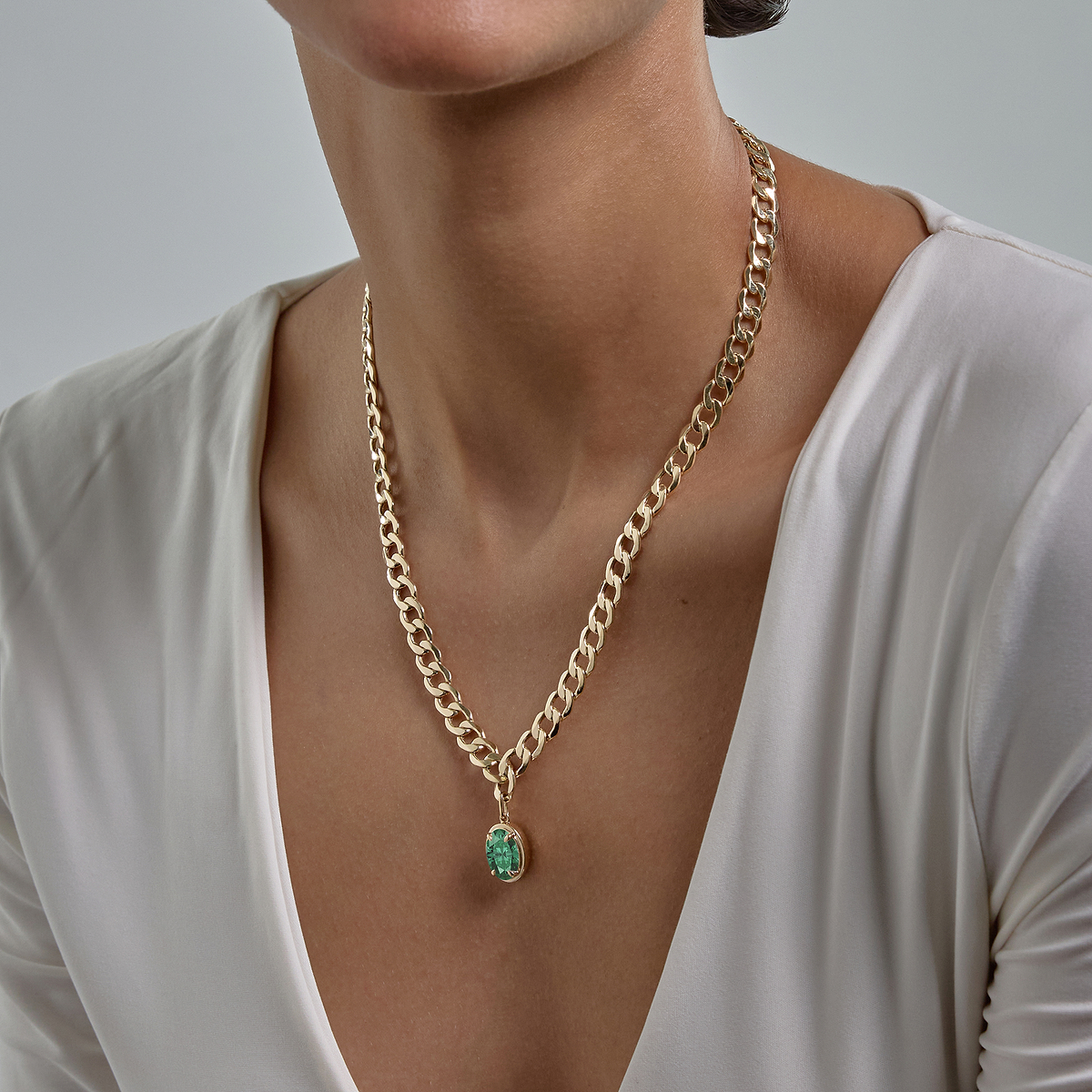12x8 mm Oval Cut Lab Grown Emerald Solitaire Necklace