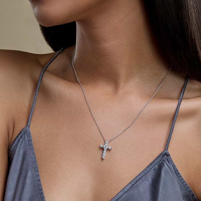 Round Cross Pendant