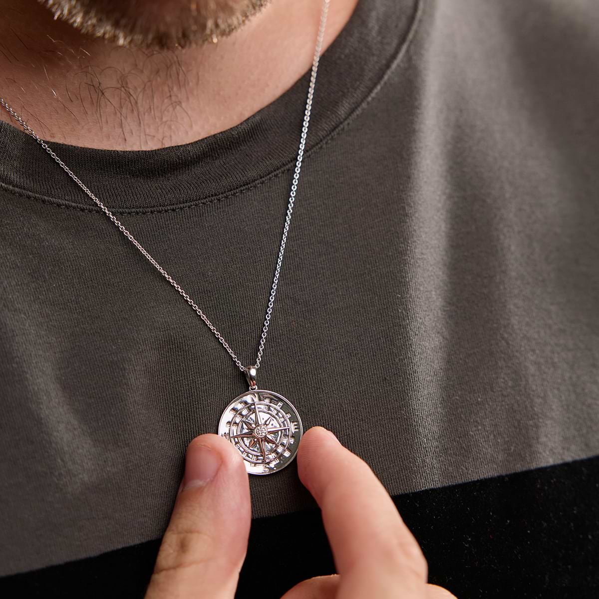 1/10 ctw Round Lab Grown Diamond Compass Fashion Pendant Sterling Silver, F, VS2