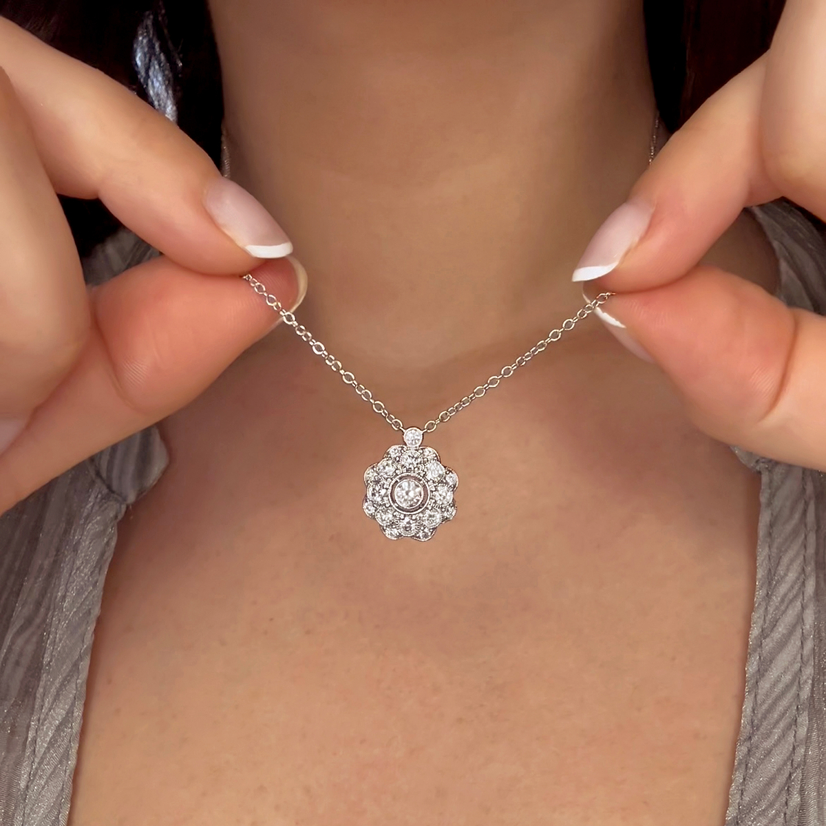 3/4 ctw Round Lab Grown Diamond Vintage Floral Milgrain Pendant