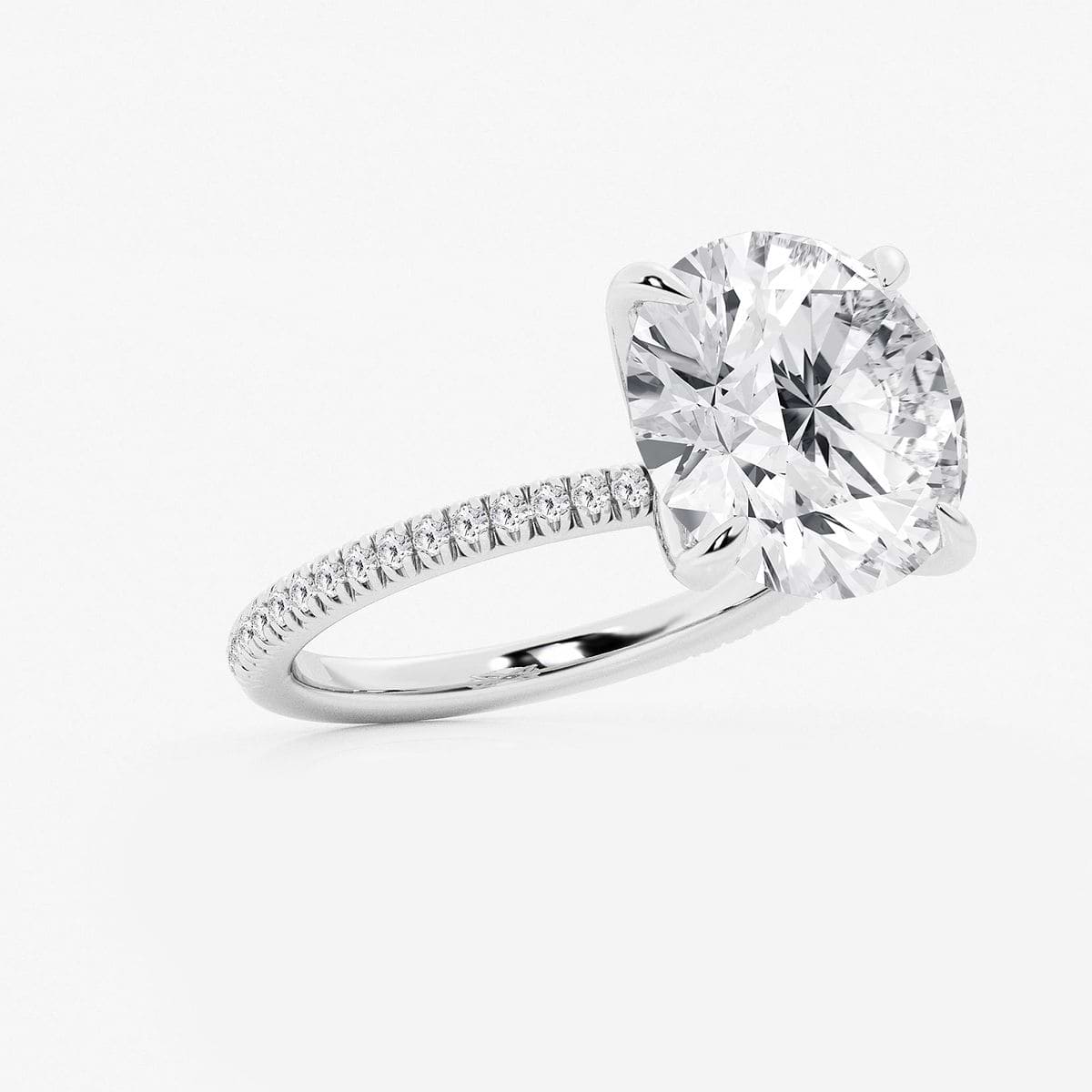 8 1/5 ctw Round Lab Grown Diamond Scalloped classic Pave Solitaire Engagement Ring with Side Stones 14K White Gold, F, VS2