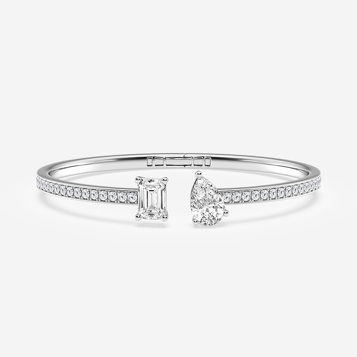 Design ID 3933 - Truly Custom 6 7/8 ctw Emerald & Pear Lab Grown Diamond Bangle
