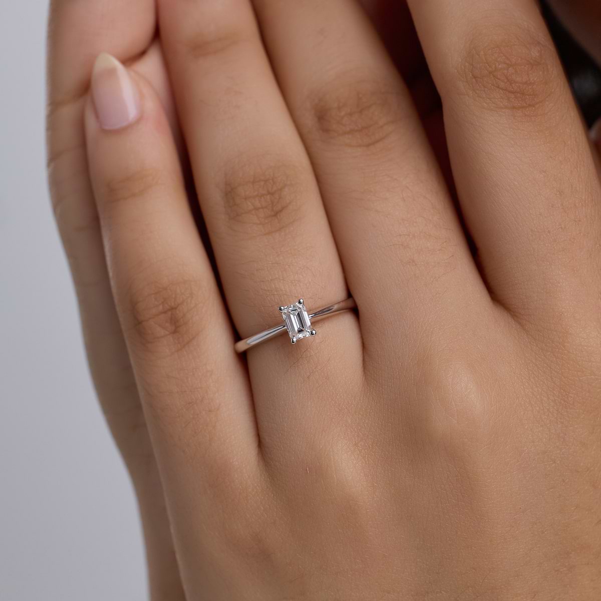 1/2 ctw Emerald Lab Grown Diamond Petite Solitaire Engagement Ring