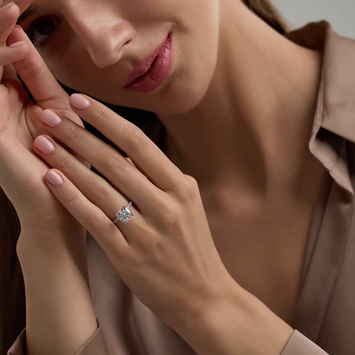 3 1/5 ctw Cushion Lab Grown Diamond Scalloped classic Pave Solitaire Engagement Ring with Side Stones 14K White Gold, F, VS2